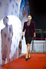 组图：刘涛出席活动 优雅大方气质出众