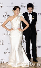 组图：SS501许永生等帅气亮相权民尹智敏婚礼