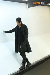 组图：魏晨最新大片曝光 纽约街头饰演百变造型