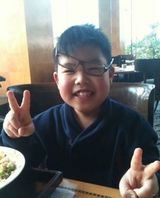 组图：吕良伟与妻子10岁儿子私照曝光