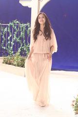 组图：范玮琪为公益歌曲拍摄MV 个唱邀吴佩慈站台