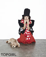 高清组图：李孝利携爱犬上阵拍写真 引领今冬时尚