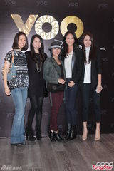 组图：Amanda S.出席派对自曝结婚十年计划生子