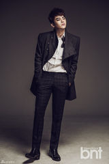 高清组图：徐仁国拍时尚写真 冷酷眼神魅力十足