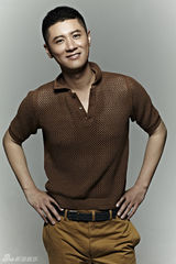 组图：任重潮范写真阳光痞气惹人爱