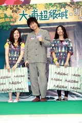 高清组图：古巨基穿睡衣宣传新专辑《时代》