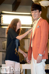 组图：探班《主君的太阳》苏志燮孔孝珍笑开颜