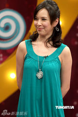 幻灯图：李念自曝与男友恩爱 李欣汝保剑锋录节目