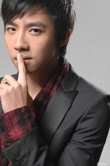 幻灯：俞灏明韩国宣传照曝光 潮男展露成熟魅力