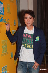 组图：黄贯中等出席电台台庆 曝朱茵预产期冬至