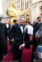 组图：老戏骨德尼罗亮相 再获男配提名