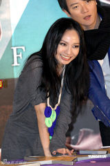 幻灯组图：F.I.R纪念出道5周年 专辑与限量邮票同发行