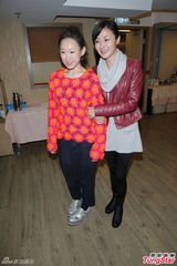 组图：主创聚头庆祝《老表，你好嘢!》首播活动