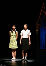 组图：赖声川超越巅峰之作《宝岛一村》精彩剧照