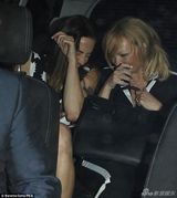 组图：贝嫂庆40岁生日小贝陪伴 辣妹马汀等齐贺