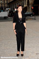 组图：巴黎2011秋冬时装周 巩俐范冰冰华丽亮相 