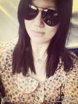 组图：王朔嫁女 冯小刚送红包赵宝刚与美女热聊