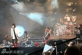 组图：摇滚乐队X-JAPAN完全复活 横滨开唱气氛爆棚