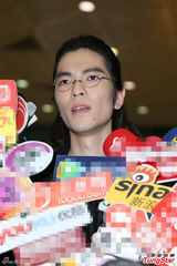 组图：萧敬腾盼两嫌主动投案 不愿假设幕后黑手