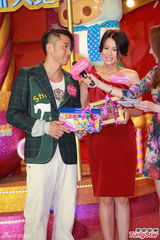 组图：马赛被曝同性恋还吴卓羲清白 胡杏儿担心