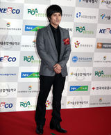 高清图：少女时代等出席首尔文化艺术大奖颁奖典礼