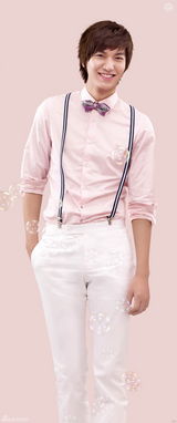 高清组图：李民浩朴信惠代言 粉红装秀冬日甜蜜