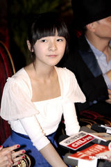 幻灯图集：《未来警察》首映 徐娇人小鬼大反问记者