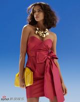 高清组图：俄罗斯超模艾瑞娜-谢克2009年夏装写真