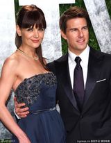 高清图：汤姆-克鲁斯携爱妻凯蒂亮相奥斯卡派对