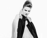 幻灯图集：《变形金刚3》新女主角性感写真