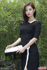 组图：Ana R只想蜜恋 Jocelyn开心与家人度圣诞