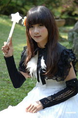 组图：许雅涵任游戏代言 cosplay扮女仆甜美可爱