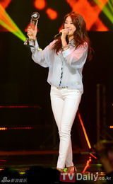 组图：SHINee回归 SISTAR《MCountdown》再夺冠