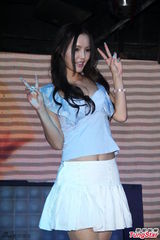 组图：日偶像女团来台 又唱又跳秀美腿