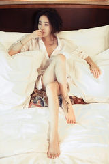 组图：姜欣雨新写真曝光 网友直呼双腿太性感