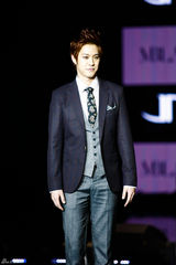 独家高清：韩团MBLAQ发新辑《BROKEN》化身暖男