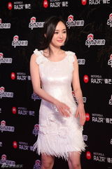 高清图：2011网络盛典杨幂冯绍峰苏芒三人组现身