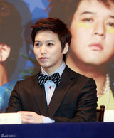 高清组图：Super Junior发新专辑 10成员穿正装亮相