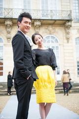 冯绍峰携女友亮相巴黎高订秀 倪妮新片2月开拍