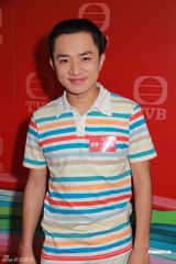 组图：万绮雯无线首拍剧自曝总出错