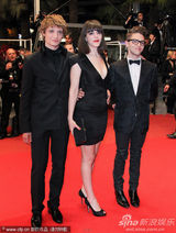 幻灯图集：《爱，幻想》首映 80后小导演征服戛纳