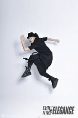 组图：包贝尔卖萌照曝光  小资男诠释另类风尚