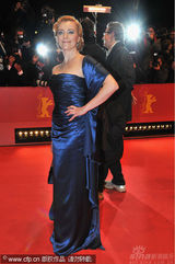 幻灯：《犹太人苏斯》首映礼 主演玛蒂娜优雅亮相