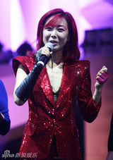 幻灯图集：孙悦发新专辑 老公送甜蜜贺礼秀恩爱