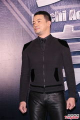 组图：陈柏霖新片《变身》首映 郭雪芙迟到致歉