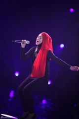 组图：歌手2邓紫棋变嘻哈女孩 动力火车首登场