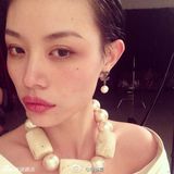 组图：汪峰旧爱绷带装露沟 不祝福章汪恋情