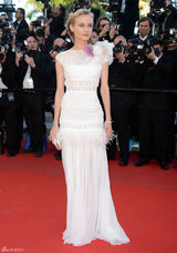 组图：黛安-克鲁格携男友亮相秀恩爱