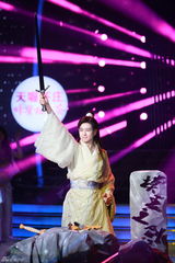 组图：大咖秀第四季总决赛 模仿升级火药味浓