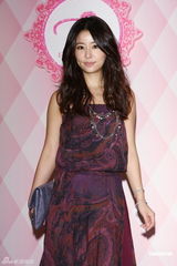 组图：台湾艺人戴君竹黄怀晨结婚林心如送祝福